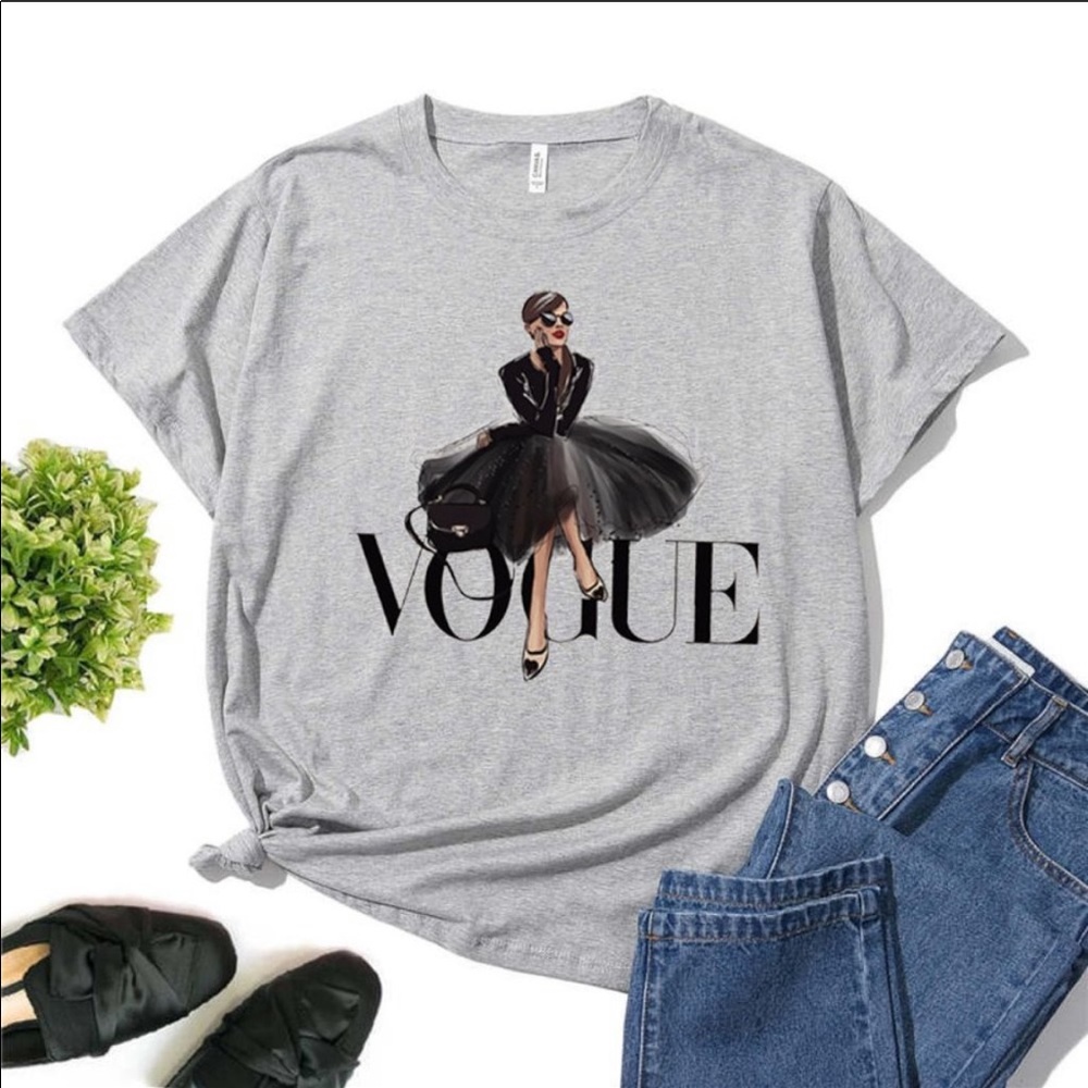 Chic gray Tee